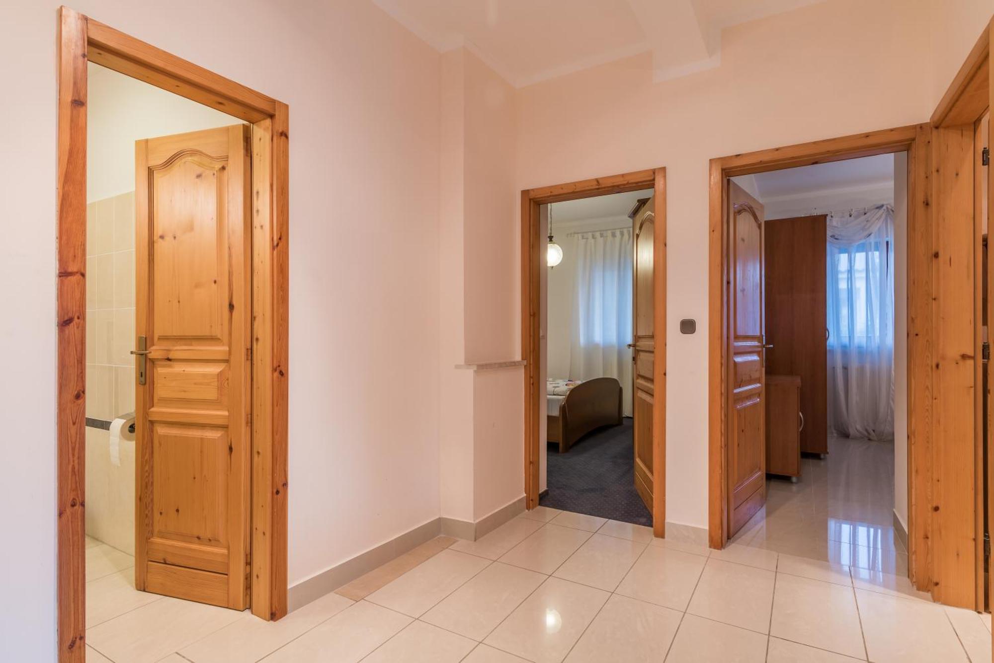 B&B Dujmovic Malinska Rum bild