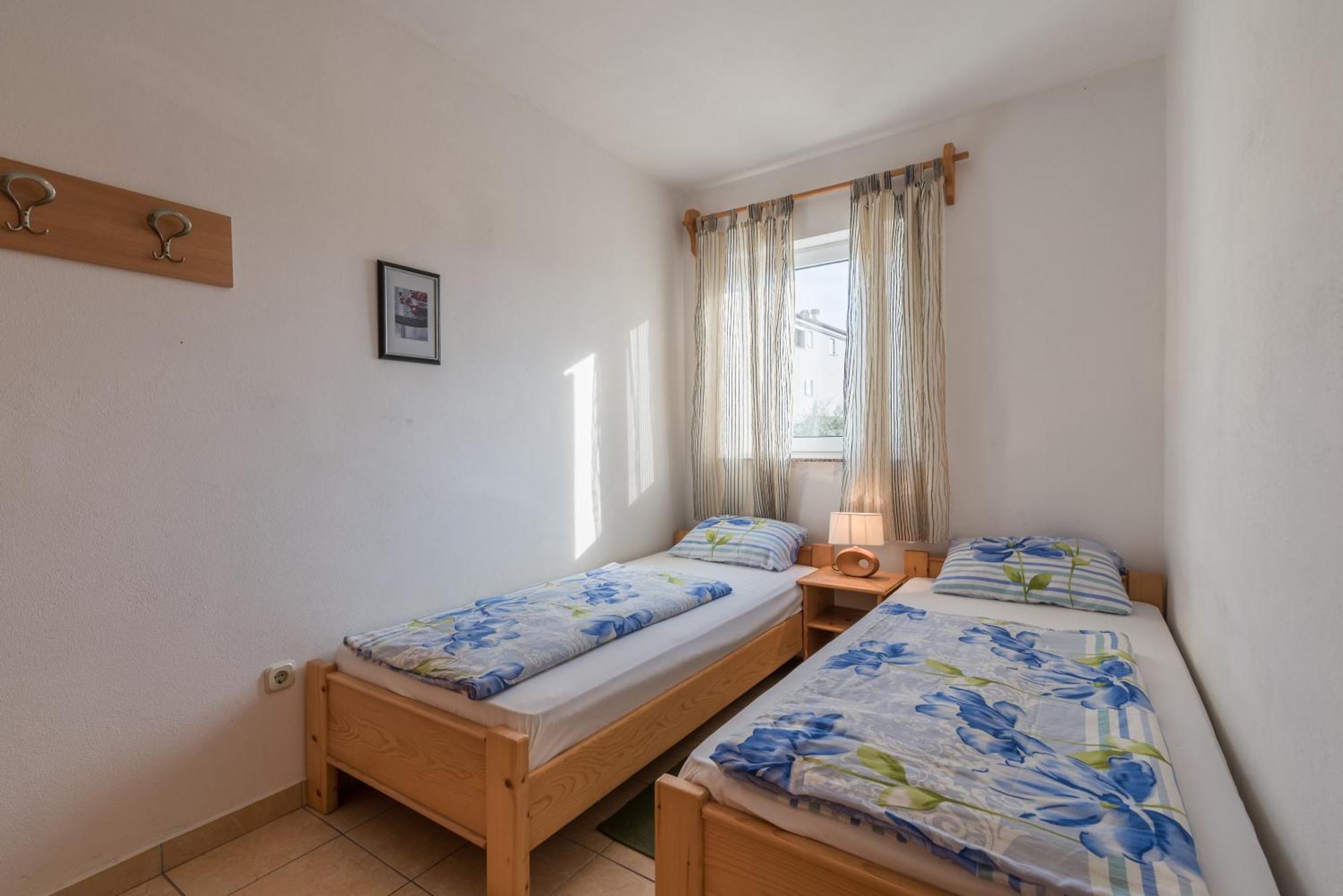 B&B Dujmovic Malinska Rum bild
